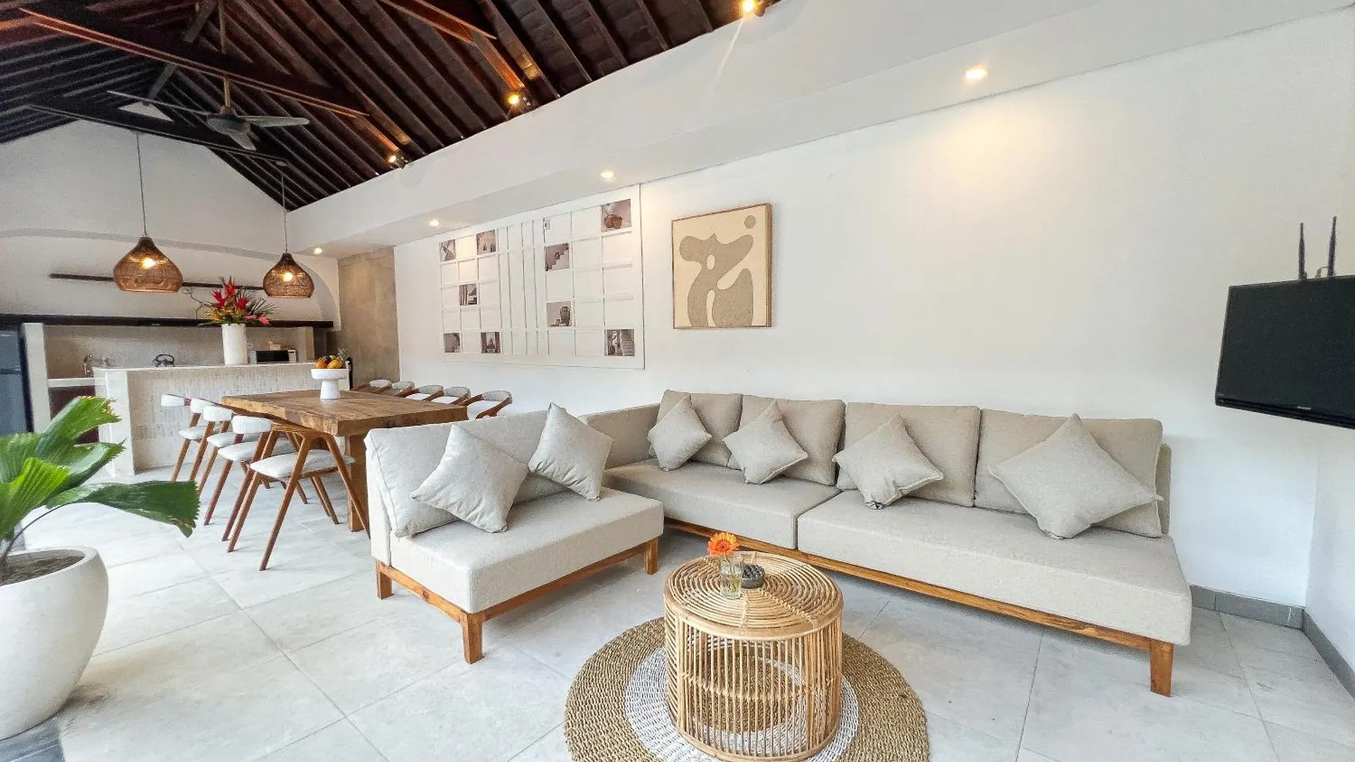 Ferienpark Apple Villa & Suite Seminyak