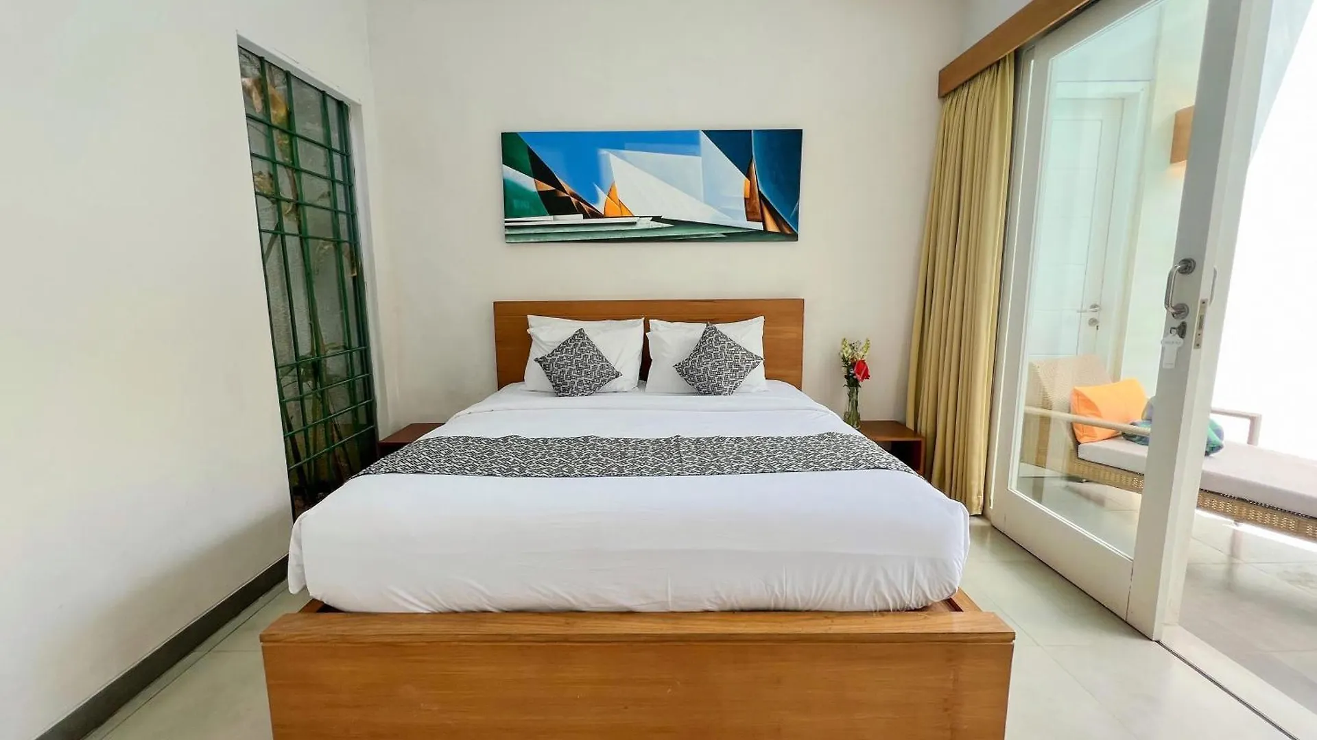 Apple Villa & Suite Seminyak