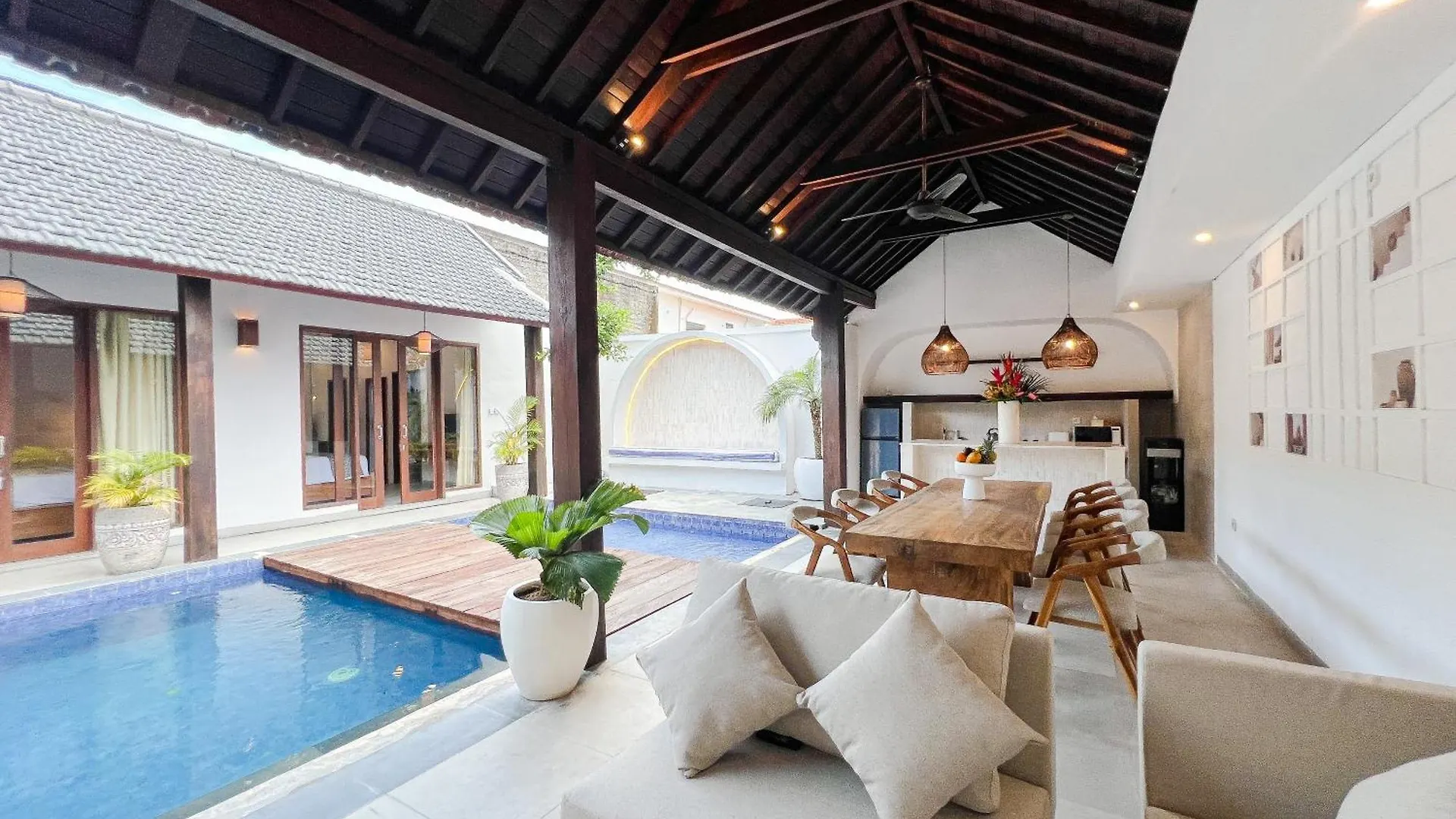 Holiday park Apple Villa & Suite Seminyak