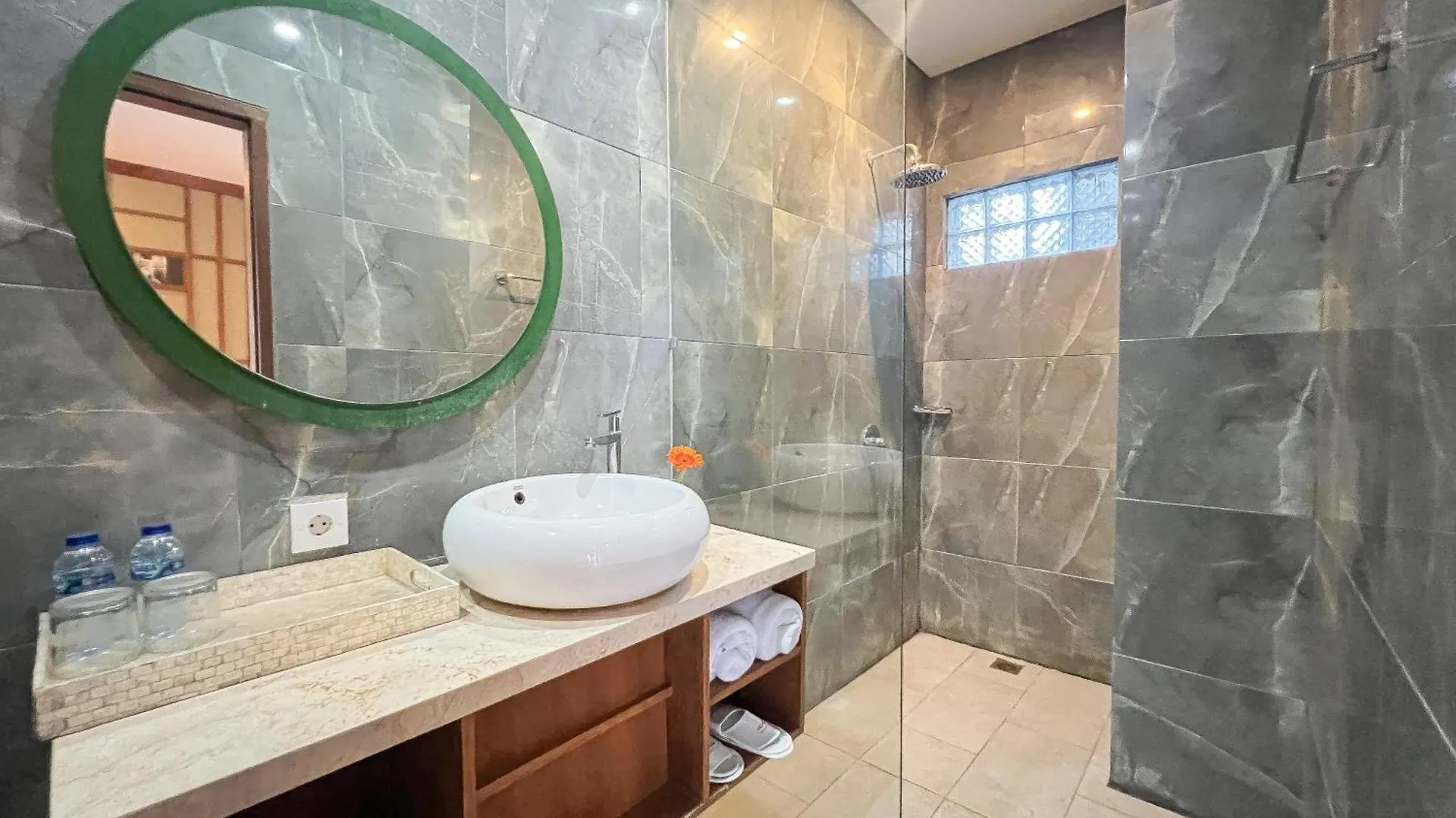 Apple Villa & Suite Seminyak Holiday park Seminyak (Bali)